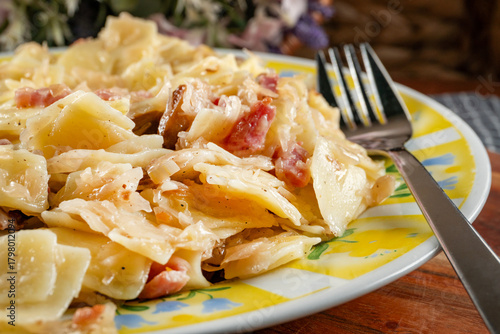 Pasta with sauerkraut and bacon.