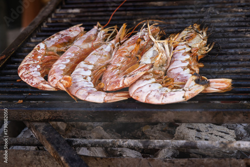 Fresh shrimps grilled at Palermo market