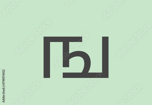 Tamil Velar Nasal Consonant 'Nga' (ங) on Pale Mint Green Background