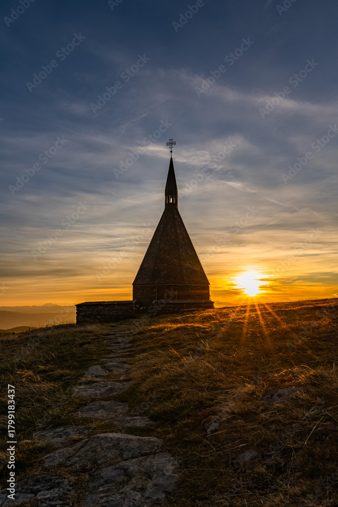 Obraz premium Sonnenuntergang Hochwechsel - Oststeiermark - Österreich - Abendrot - Herbst