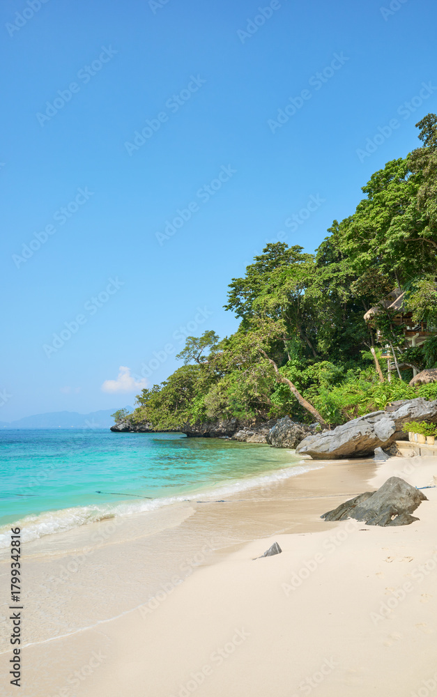 Fototapeta premium Beautiful tropical beach in the Philippines.