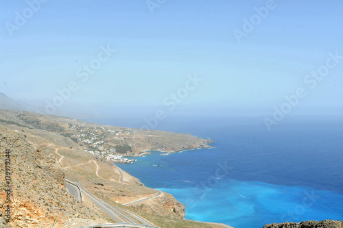 La route d'Anopoli à Chora Sfakion dans les Sfakia en Crète