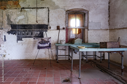 Fotografie Abandoned Ellis Island Hospital and Immigration Facility on Ellis Island in New