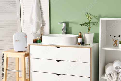 Sink, small refrigerator an...