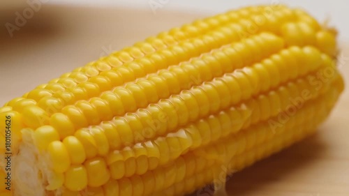 Close-up of a juicy ear of corn, showing kernels with rich yellow color Stock Video