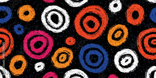 Sfondo astratto con cerchi colorati e disegnati a mano su sfondo nero, design moderno e vivace.