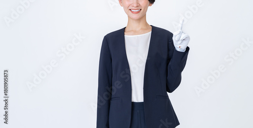 Tableau sur toile 受付・ホテルスタッフ・葬儀スタッフ・接客マナー・おもてなし