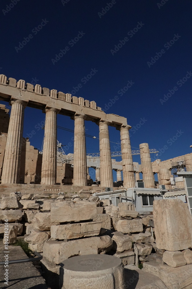 Fototapeta premium Acropolis of Athens – Ancient Greek Architecture and Historic Landmark