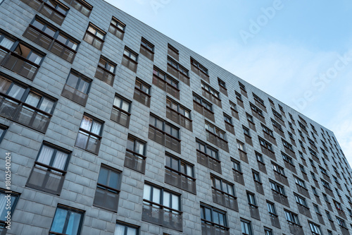 Fassade eines modernen Wohngebäudes