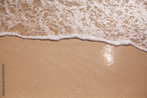 Fototapeta Naklejka Na Ścianę i Meble -  ocean wave background sea and sand