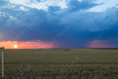 Thunderstorms on Eastern Colorado Plans at sunrise