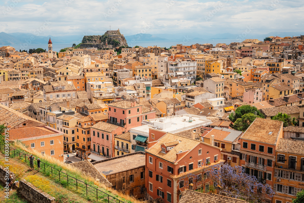 Obraz premium New Venetian Fortress in corfu city. Historic 16th-century Venetian fortified castle view on the city and the sea. Corfu, Greece