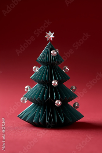 3D 종이 트리, 레드 톤 배경, 구슬 오너먼트