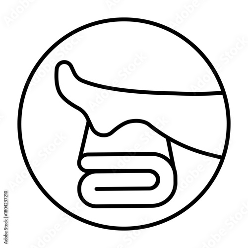 Leg on towel thin line icon, spa massage concept. Vector graphics. Towel with woman leg, foot therapy bubble sign on white background, style icon mobile or web design.