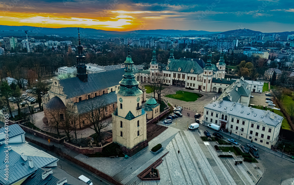 Obraz premium Cathedral and National Museum in Kielce, Poland