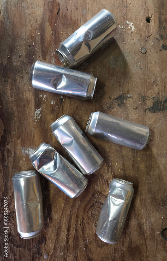 Naklejka premium More Dead Soldiers