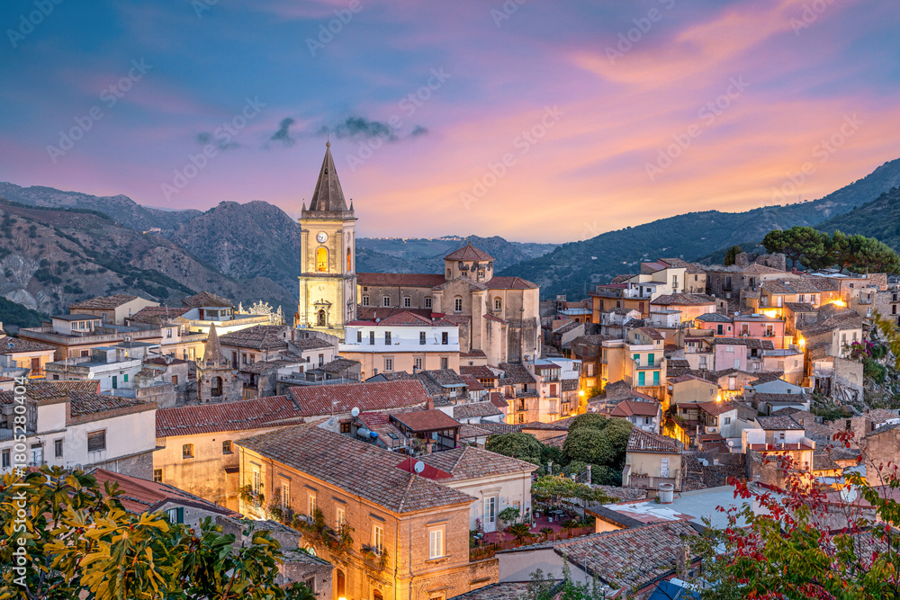 Fototapeta premium Novara di Sicilia, Sicily, Italy 1427
