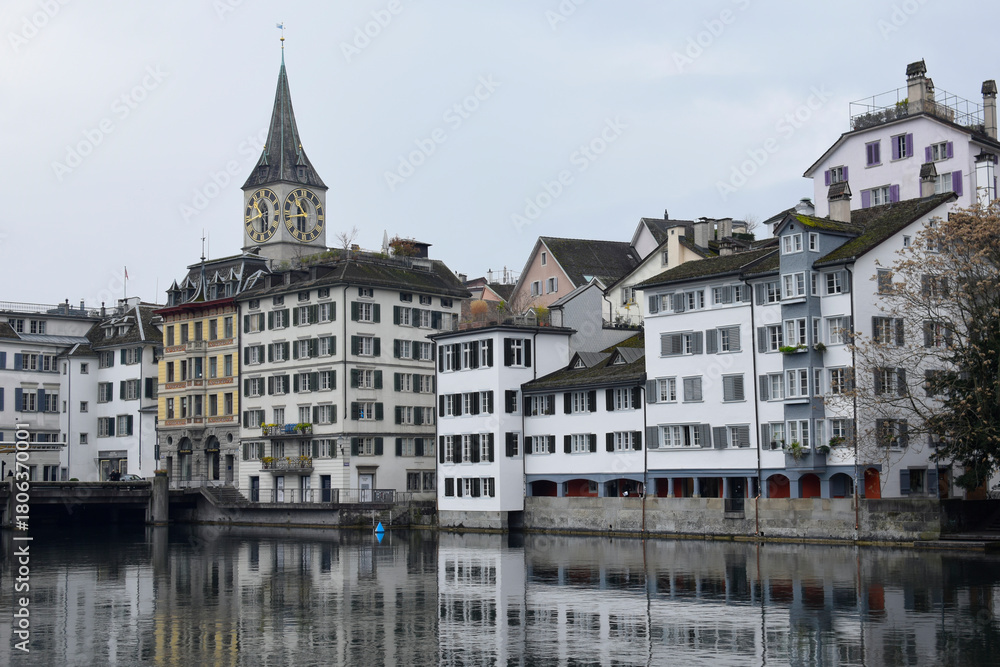 Fototapeta premium View of the old town of Zurich, Switzerland