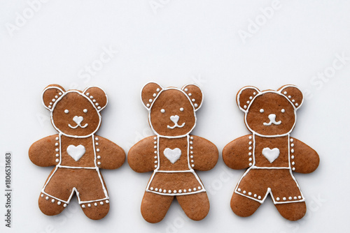 Gingerbread bears decorated with white icing