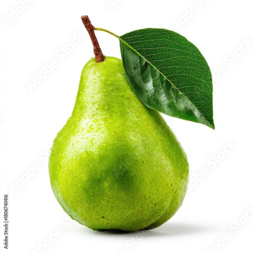 Fresh green pear with leaf (1)