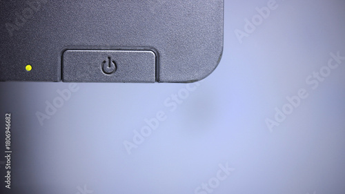 Foto Power button on device with indicator light — on off control and technology deta