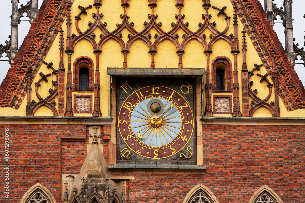 Obraz premium View of the Wrocław Town Hall in Poland.