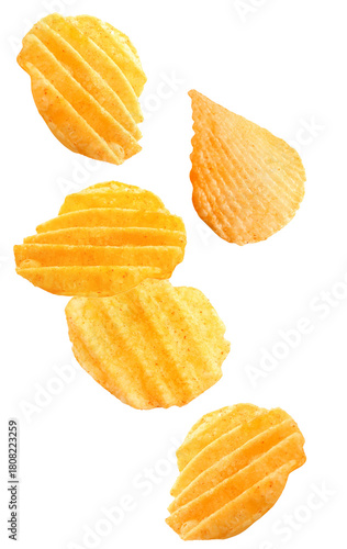 Φωτογραφία crispy wavy rippled potato chips falling dynamically in mid-air, isolated on a stark transparent background, emphasizing the golden yellow color and crunchy texture