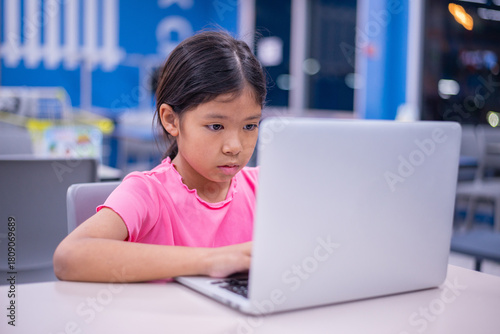 Student Engaged with Technology in a Modern Learning Environment
