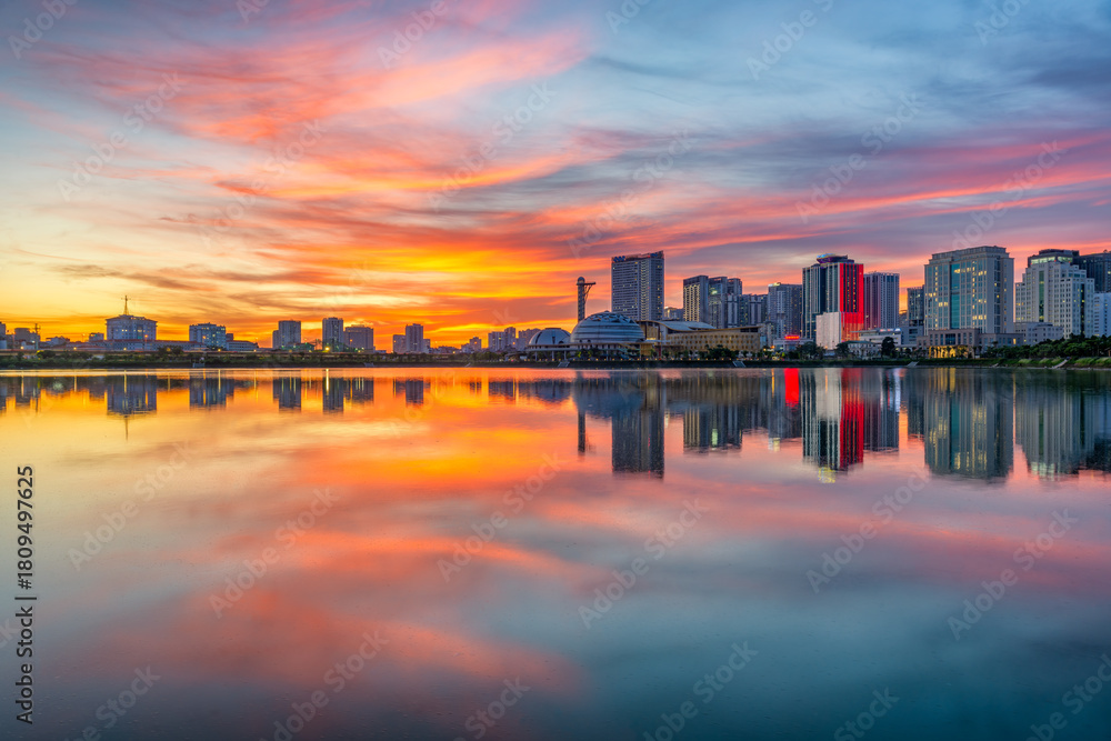 Fototapeta premium Cau Giay Park Lake Sunset, Hanoi Skyline Reflection