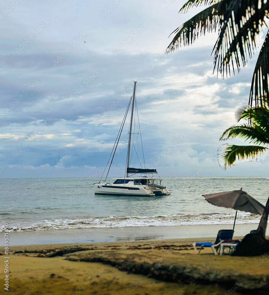 Fototapeta premium Yacht on the beach