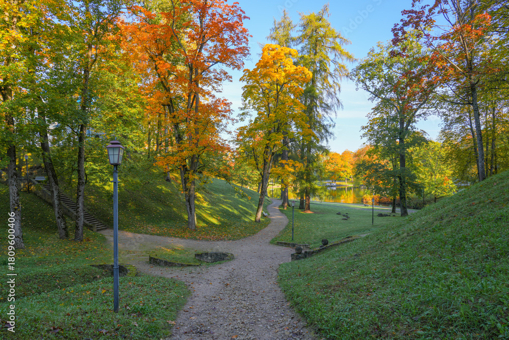 Naklejka premium Cesis castle park in autumn