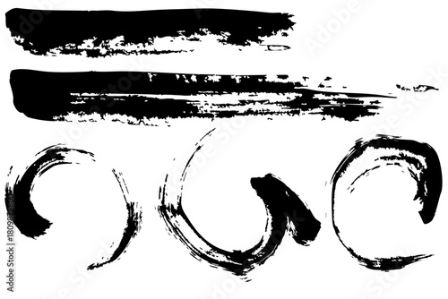 和風素材　筆で描かれた線のイラストセット　ベクター