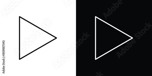 Play icon. Modern simple vector collection