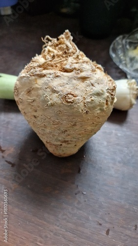 Naklejka Celery in the heart-shape