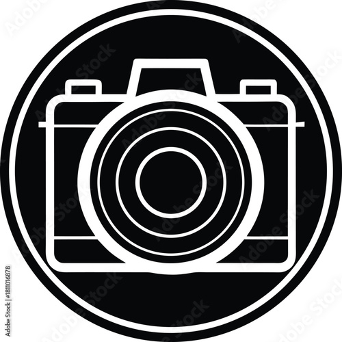 photo camera vector icon. photography equipment symbol. digital camera sign