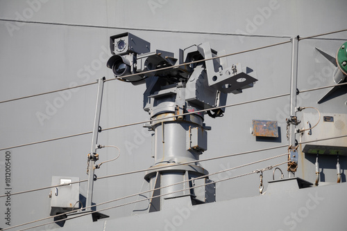 遠隔操作型水上艦艇用機関銃架