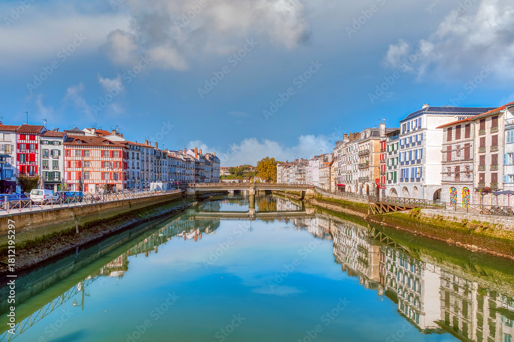 Obraz premium Bayonne is a city in the French Basque Country, at the confluence of the Nive and Adour rivers, in southwestern France.