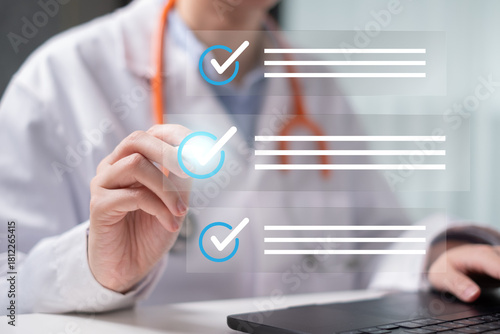 Fotografia Professional physician doctor working in hospital health care medicals document