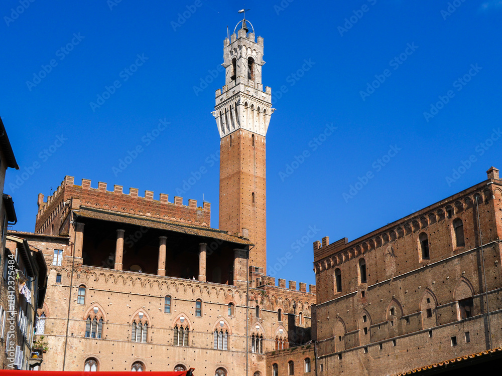 Naklejka premium Sienne - Italie - Toscane