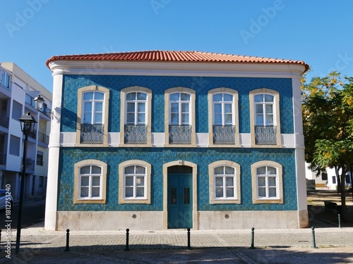 Tolles Altbau-Haus in Silves mit türkisen Kachlen
