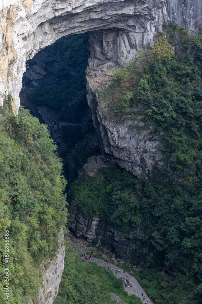 Fototapeta premium Heavenly Dragon Bridge at Wulong Karst Geological Park, Chongqing.