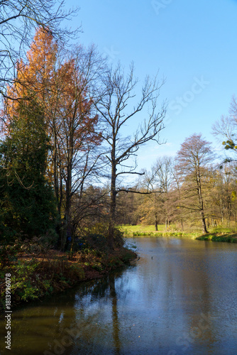Fototapeta Naklejka Na Ścianę i Meble -  Park Pszczyna ze śląskiego rodu Promnitzów
