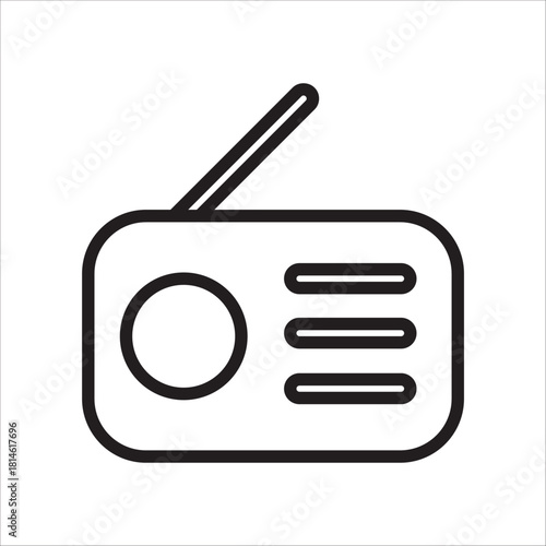 A classic portable radio receiver with an antenna, speaker, and tuning controls, representing the concept of broadcasting, audio communication, news, music, and vintage electronics.