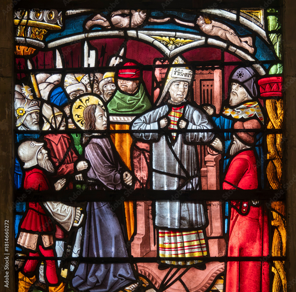 Obraz premium Stained glass (16th century) of The Way of the Cross. First station: Jesus is condemned to death by Pilate.