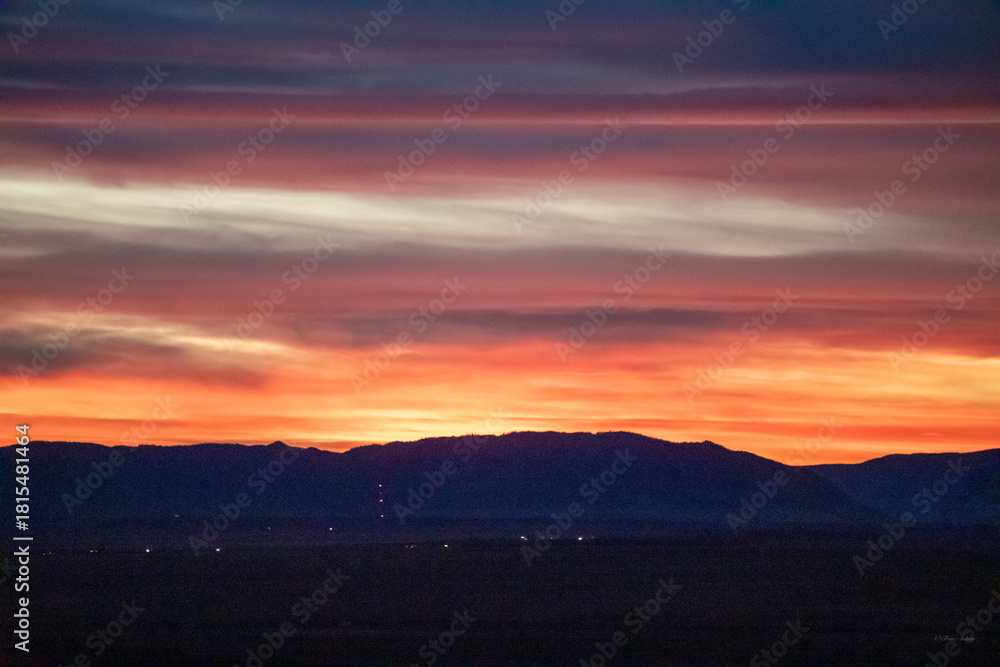 Fototapeta premium Dramatic sunset in mountain west