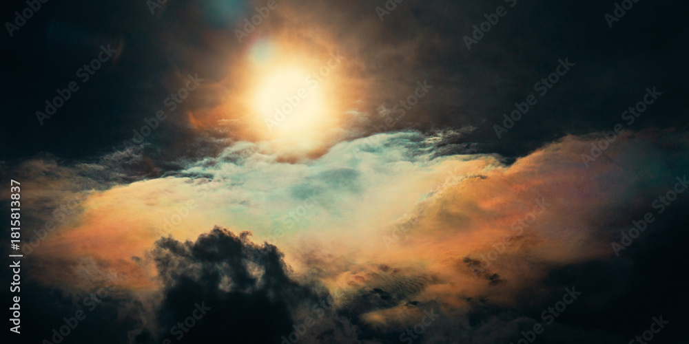 Fototapeta premium Dramatic Sun Above Colorful Iridescent Clouds