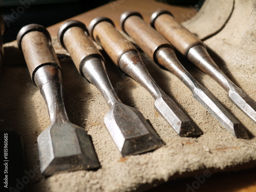 日本の大工道具、ノミ