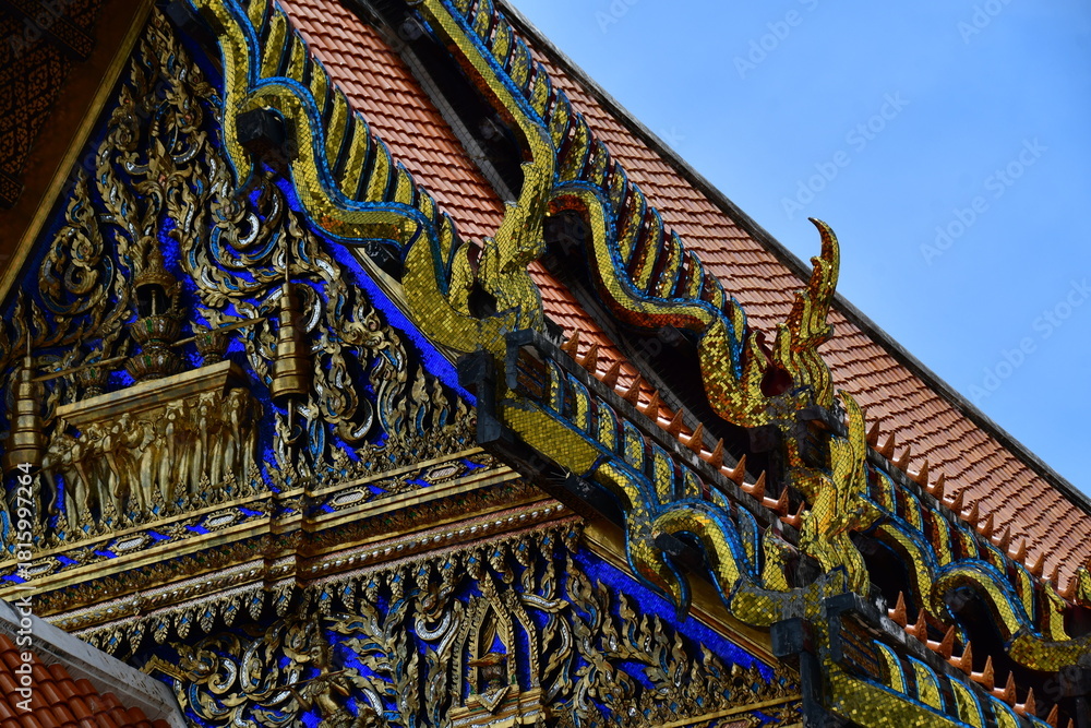 Obraz premium タイバンコクのワット・ラーチャプラディット・サティッマハーシーマラーム