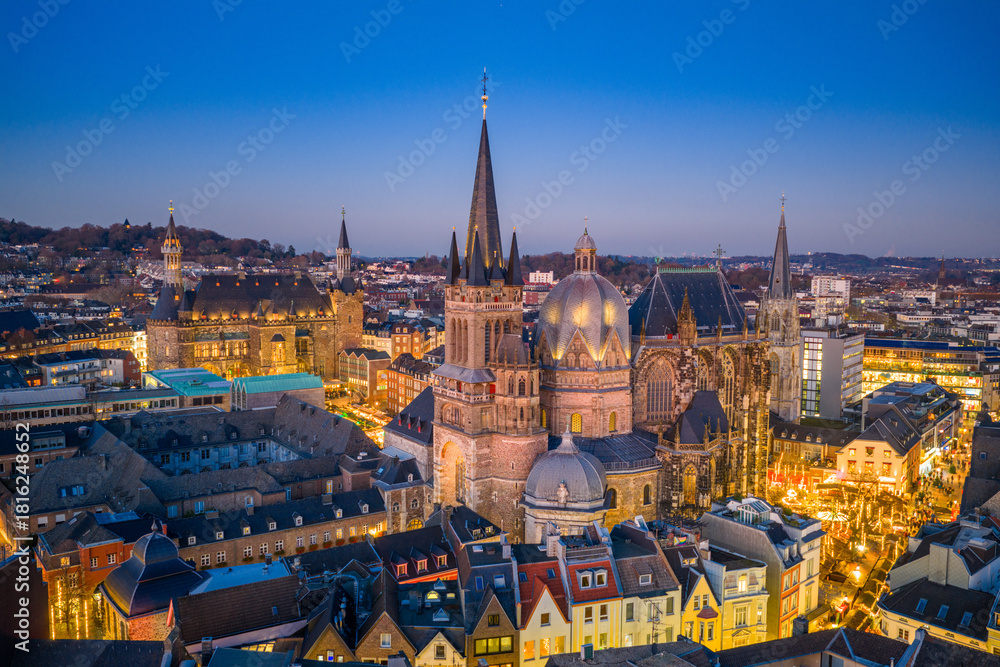 Fototapeta premium Aachen Christmas Market