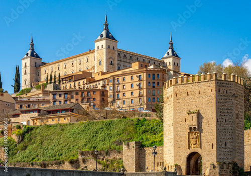 Photos Alcazar of Toledo and Alcantara bridge over Tajo river, Madrid suburbs, Spain